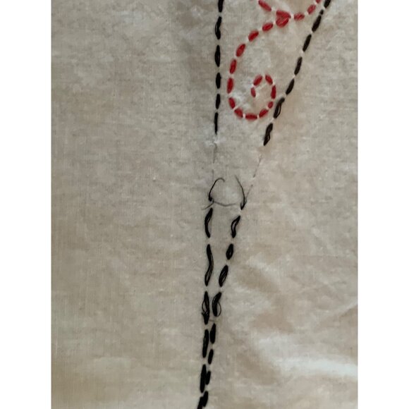 Hand-Embroidered Puppy & Kitten Baby Blanket 41x33 Inches Cotton Cream - Picture 7 of 10